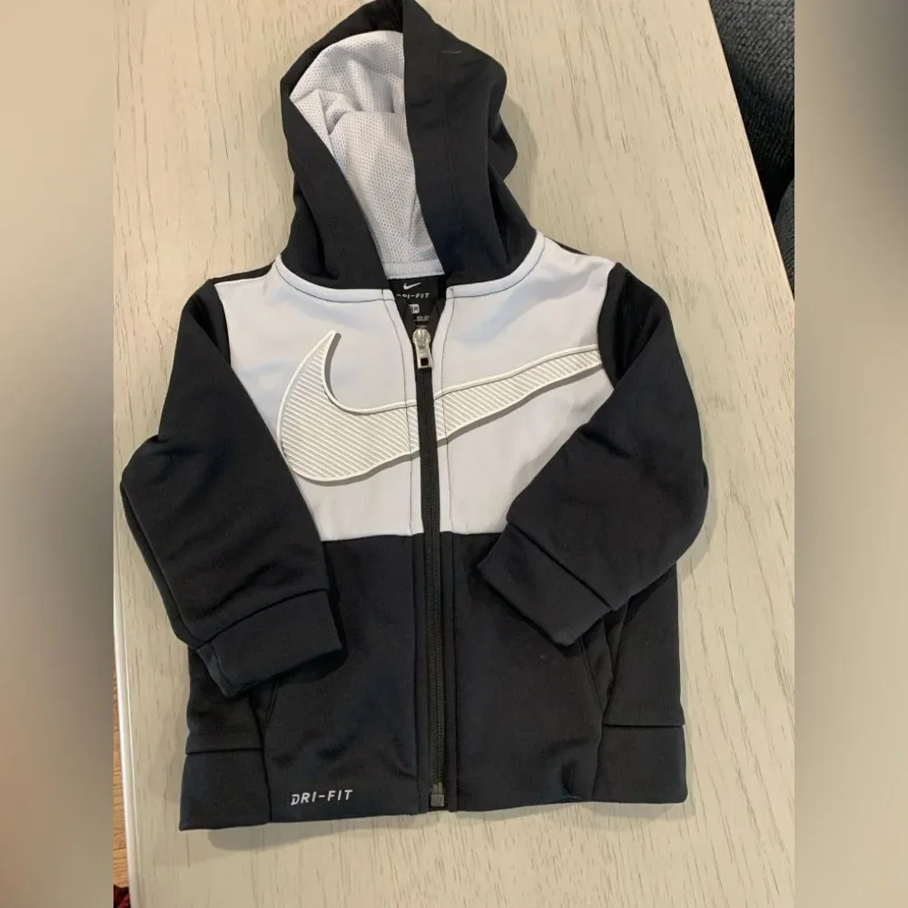 Nike Kids Black and White Dri-FIT Hoodie Set